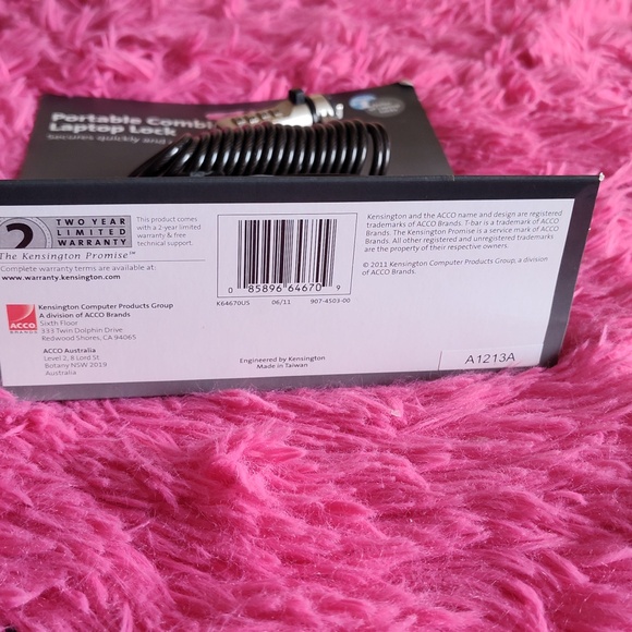 OOTB Kensington Portable Combination Laptop Lock - Picture 2 of 3